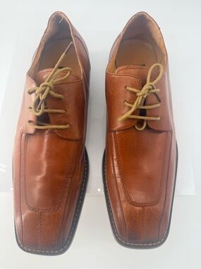 Men's Tan Leather Derby Oxfords with Lace Closure